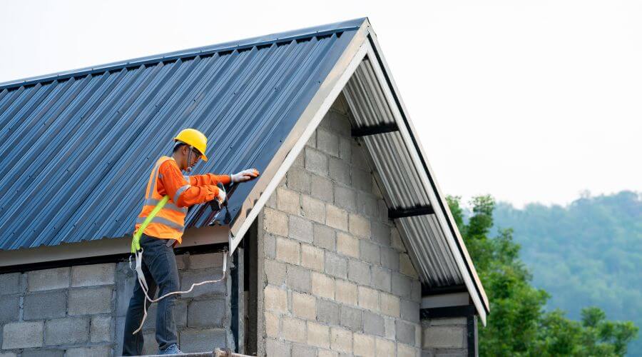 Professional gutter cleaning in East Burke, VT